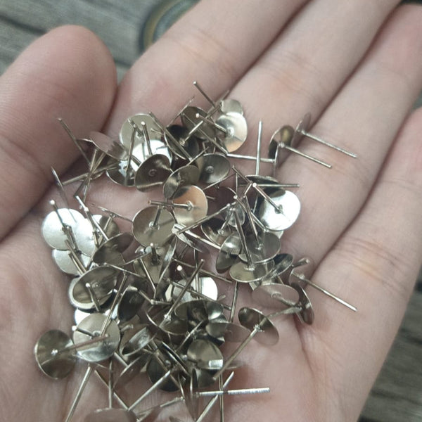 Stud Base Medium Size