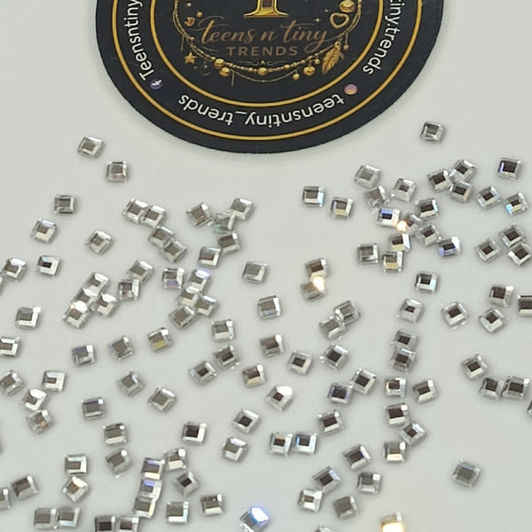 Square shaped small mirror