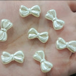 Pearl Bows