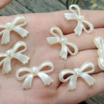 Pearl Bows