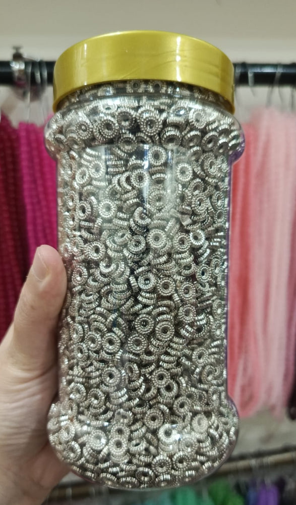 Spacer beads