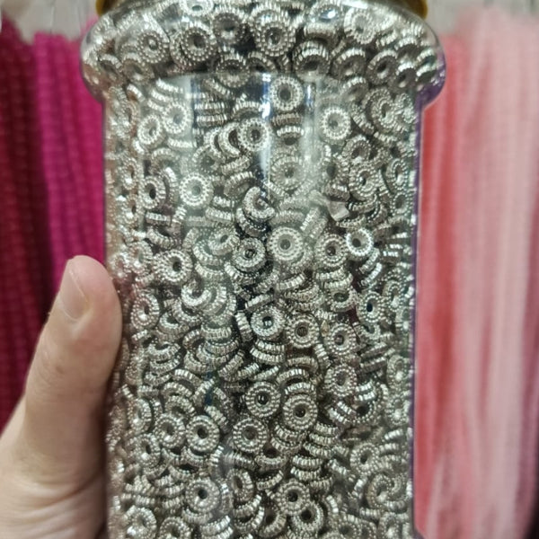 Spacer beads