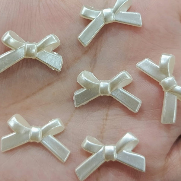 Pearl bows